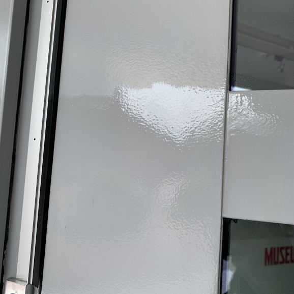 Kozijnen weer als nieuw met glans renovatie (Slide 9 van 15)